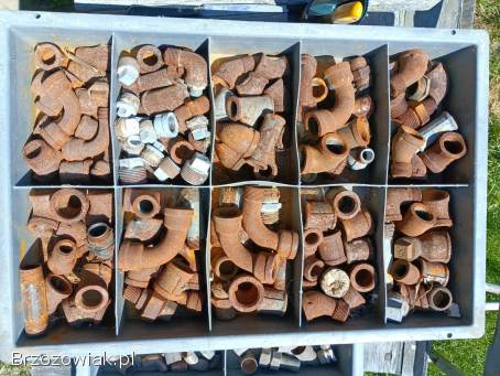 Kolana trójniki Złączki instalatorskie ocynkowane czarne,  ocynk miedź kształtki