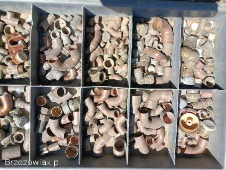 Kolana trójniki Złączki instalatorskie ocynkowane czarne,  ocynk miedź kształtki