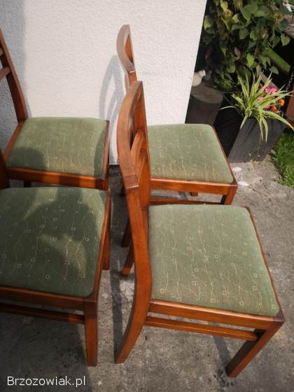 Sprzedam krzesła z czasów PRL