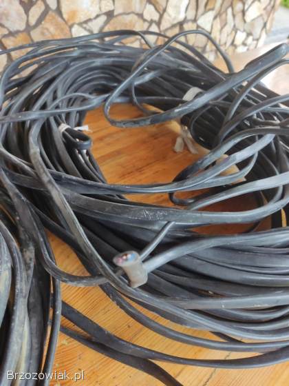 Przewody elektryczne,  bezpieczniki,  peszel