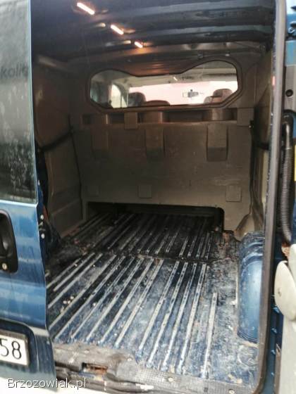 Sprzedam opel vivaro 2004 rok