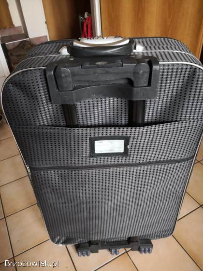 Sprzedam dużą walizkę turystyczną