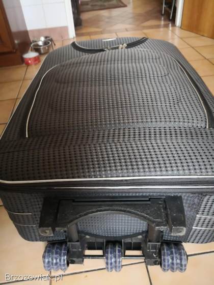 Sprzedam dużą walizkę turystyczną