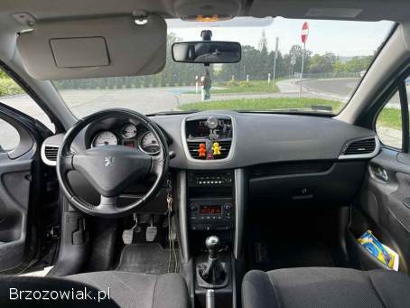 Peugeot 207 1.  6 HDI 2006
