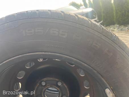 Sprzedam 4 opony na stalowych felgach 2019r