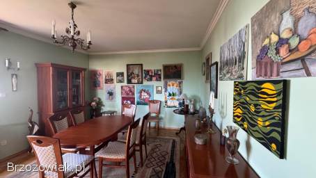 DUŻY DOM W CENTRUM KROSNA