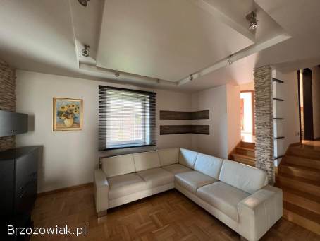 DUŻY DOM W CENTRUM KROSNA