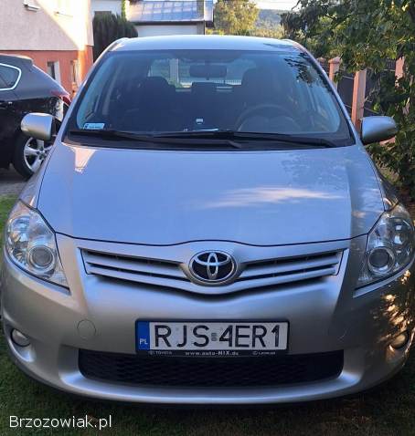 Toyota Auris 2011