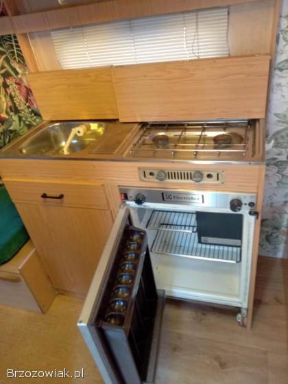 Przyczepa kempingowa