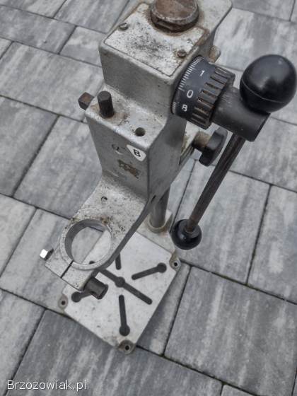 Uchwyt pionowy do wiertarki