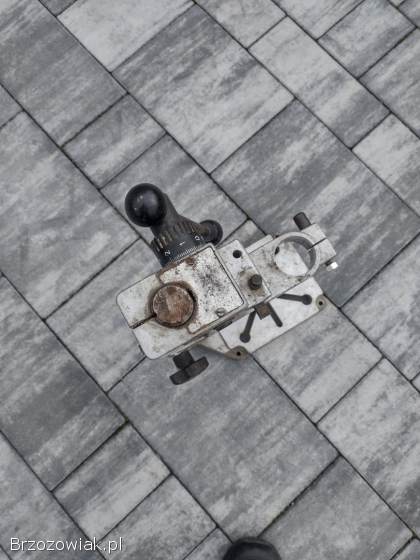 Uchwyt pionowy do wiertarki