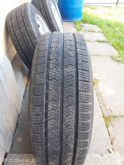 Opony zimowe 16C 205 65