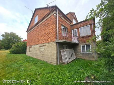 Dom na sprzedaż w Miejscu Piastowym.