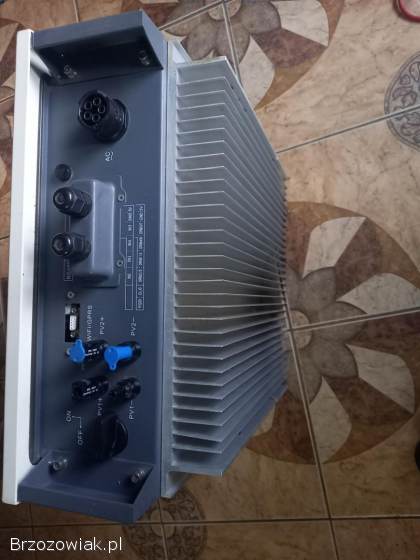 Panele fotwoltaiczne,  falownik sofar 6,  6kw,  3-faziakumulatory akumulatory agm