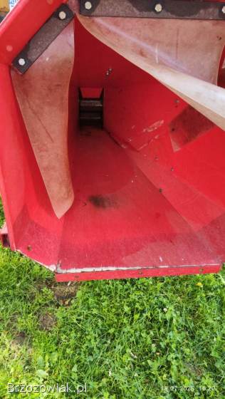 Rębak do drewna z hydraulicznym podawaniem