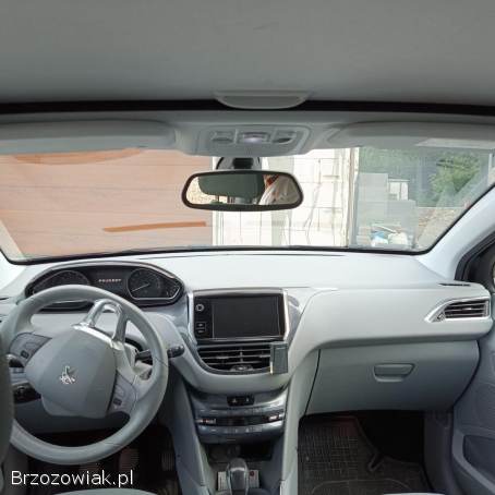 Peugeot 208 2014