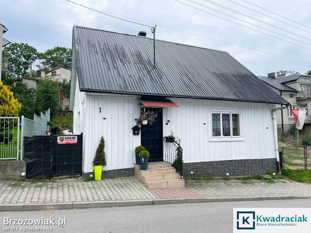 Dom drewniany 60 m2 w centrum Nowego Żmigrodu