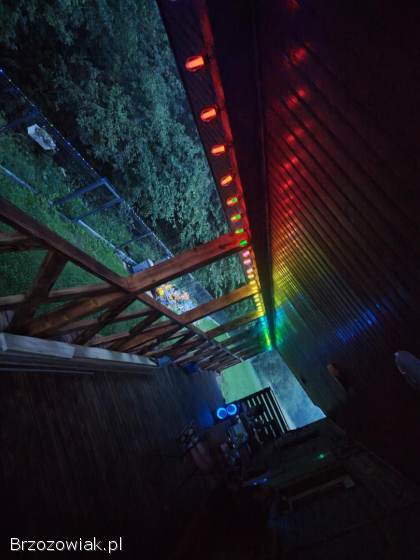 Magiczna Chatka Nad Rzeką