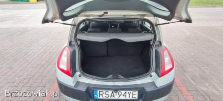 Renault Megane 1.  9 DCI 2004