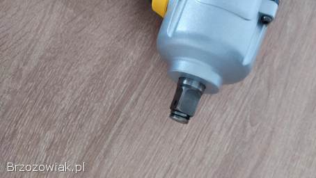 Nowy klucz udarowy akumulatorowy DeWalt DCF900