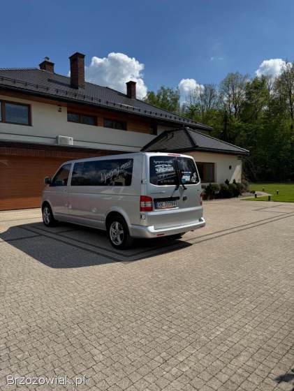Wynajem samochodu Volkswagen Caravelle – 9 osobowa Wersja LONG
