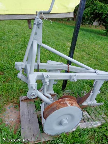 Pług dwu skibowy