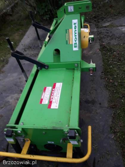 Glebogryzarka 2.  0 m firmy Bomet