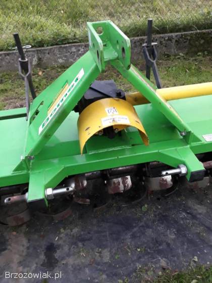 Glebogryzarka 2.  0 m firmy Bomet