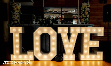 Napis Love Wesele / Sesja Zdjęciowa Ciężki Dym Fontanna Iskier