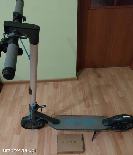 Sprzedam hulajnogę elektryczną Motus Scooty 10.