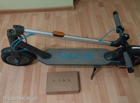 Sprzedam hulajnogę elektryczną Motus Scooty 10.