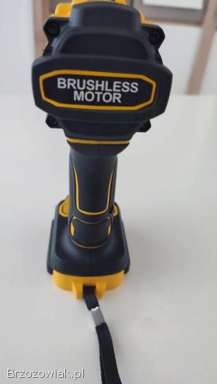 Nowa Wiertarko-wkrętarka akumulatorowa DeWalt DCD 805