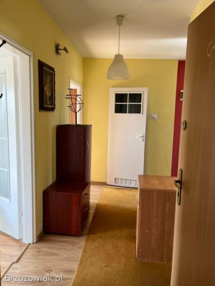 Sprzedam mieszkanie 3 pokoje Krosno w centrum ul Grodzka winda 68.  6 m2