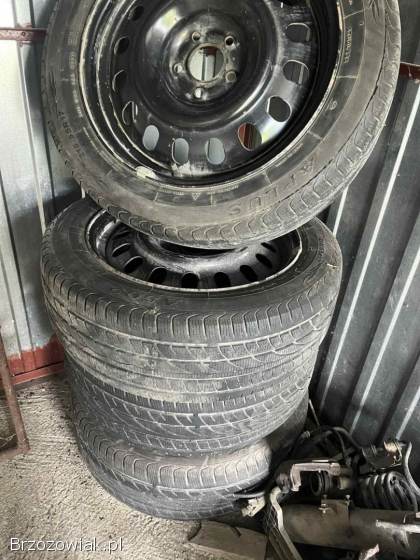Felgi stalowe 17 cali 5x108 Peugeot Citroen z oponami zimowymi