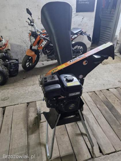 Rozdrabniarka do gałęzi,  rębak spalinowy
