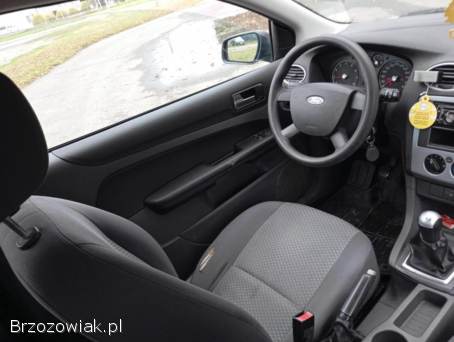 Ford Focus 1.  6 do jazdy  2005